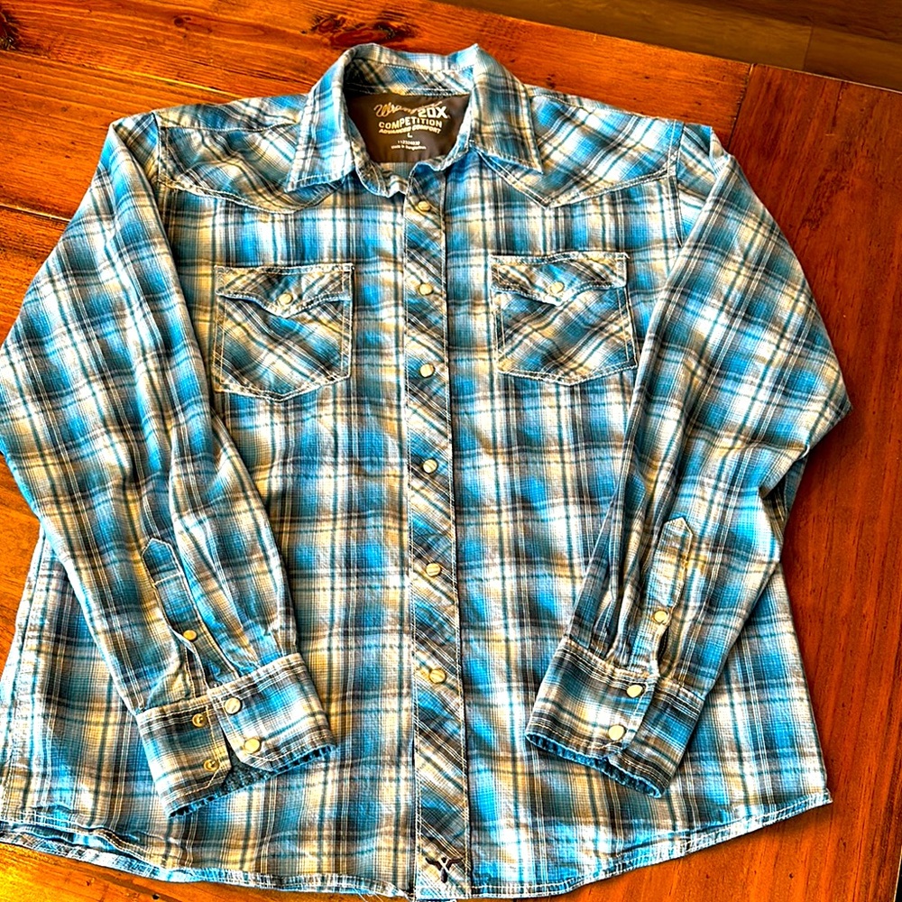 Wrangler Men's Blue Plaid Shirt
